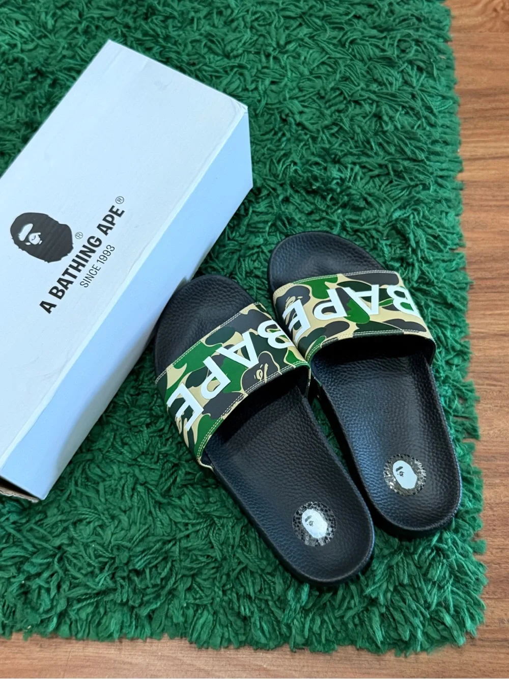 BAPE - Green Camo Logo Slides - / 8M - Brand New